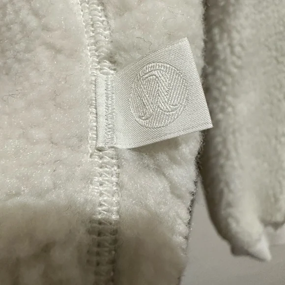 Lululemon Men’s Fleece $168 High Pile HalfZip Pullover Bone - Picture 4 of 9